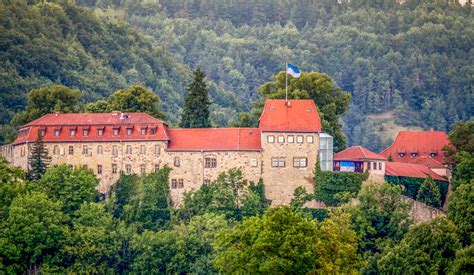 佳佳屋|Burg Creuzburg – Wikipedia